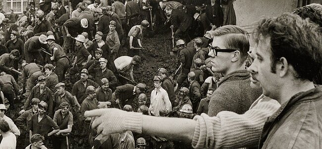 Llythyrau a Phapurau Pwyllgor