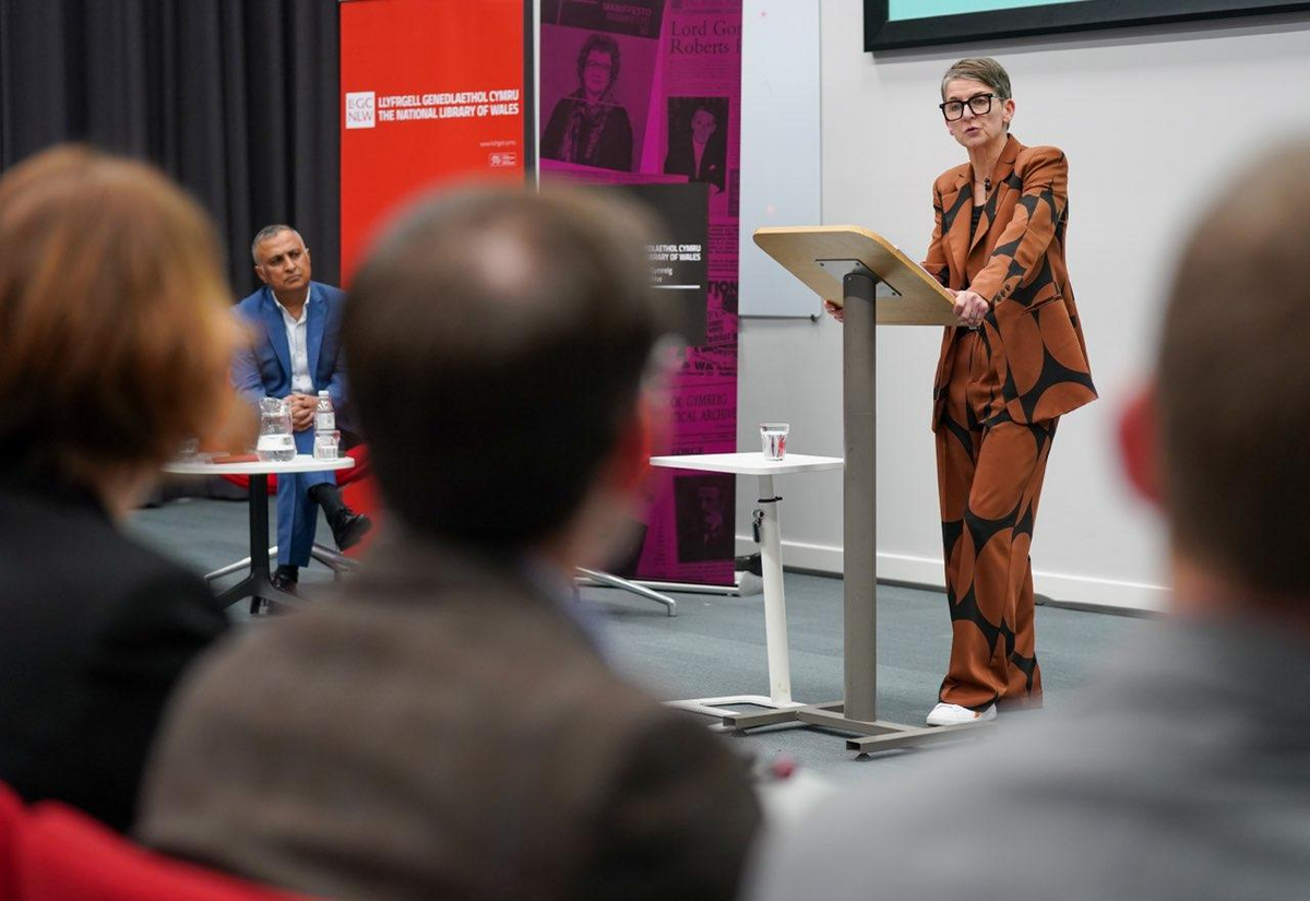 Professor Laura McAllister giving the Welsh Political Archive annual lecture